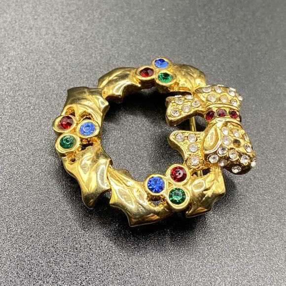Vintage Merksamer Rhinestone Christmas Wreath Brooch Gold Tone - Picture 3 of 7